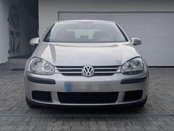 Gebraucht 2004 VW Golf IV Comfortline Limousine | 2.000 € (Teuer)