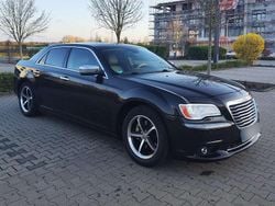 Braun Gebraucht 2012 Lancia Thema Platinum Limousine | 7.000 € (Guter Preis)