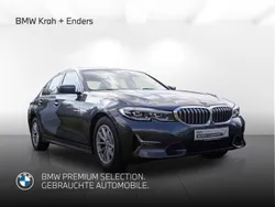 Mineralgrau metallic Gebraucht 2021 BMW 320 Sport Line Limousine | 31.908 € (Fairer Preis)