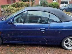 Blau Gebraucht 1997 Renault Mégane Cabriolet Cabrio | 700 € (Guter Preis)