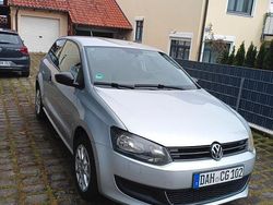 Silber Gebraucht 2010 VW Polo Kleinwagen | 2.199 € (Fairer Preis)