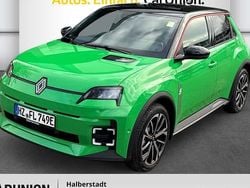 Schwarz Gebraucht 2024 Renault R5 Komfort Kleinwagen | 32.790 € (Fairer Preis)