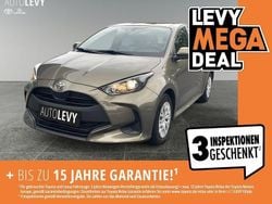 Manganbronze metallic Gebraucht 2021 Toyota Yaris Basis Kleinwagen | 13.990 € (Fairer Preis)