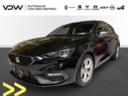 Mitternachtsschwarz Gebraucht 2022 Seat Leon Beats Limousine | 23.880 € (Fairer Preis)
