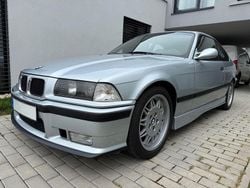 Silber Gebraucht 1993 BMW M3 Sport Line Coupé | 25.900 €