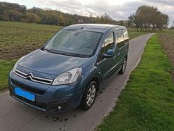 Blau Gebraucht 2016 Citroën Berlingo Kombi | 7.950 € (Fairer Preis)