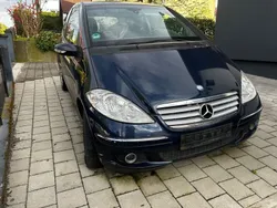 Blau Gebraucht 2005 Mercedes A180 Limousine | 2.000 € (Fairer Preis)