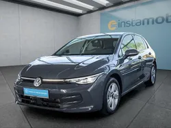 Grau Gebraucht 2024 VW Golf VIII Kleinwagen | 25.049 € (Guter Preis)