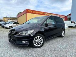 Schwarz Gebraucht 2016 VW Touran Comfortline Van / Kleinbus | 16.499 € (Fairer Preis)