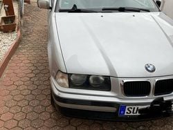 Silber Gebraucht 1998 BMW 316 Limousine | 1.000 €