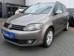 Kaschmirbraun metallic Gebraucht 2014 VW Golf Plus Cross Life Van / Kleinbus | 9.800 € (Fairer Preis)