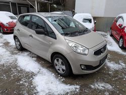 Silber Gebraucht 2011 Kia Venga Vision Kleinwagen | 4.950 € (Fairer Preis)