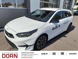 Weiß Gebraucht 2024 Kia Ceed Sportswagon Kombi | 24.990 € (Etwas zu teuer)