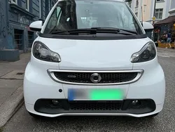 Weiß Gebraucht 2013 Smart ForTwo Coupé Brabus Coupé | 6.999 € (Fairer Preis)