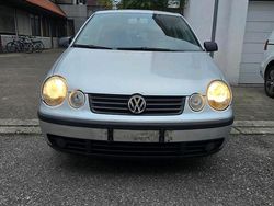 Silber Gebraucht 2005 VW Polo Kleinwagen | 750 € (Guter Preis)