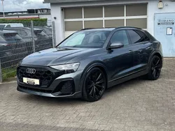 Grau Gebraucht 2024 Audi Q8 S-Line SUV | 86.890 € (Teuer)