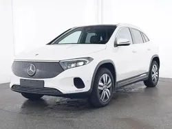 Weiß Gebraucht 2024 Mercedes EQA300 Progressive SUV | 37.530 € (Etwas zu teuer)