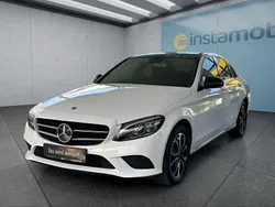 Weiß Gebraucht 2021 Mercedes C200 Limousine | 32.549 € (Fairer Preis)