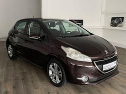 Braun Gebraucht 2013 Peugeot 208 Active Kleinwagen | 5.500 € (Guter Preis)