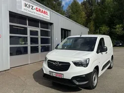 Jade weiss/arktis weiss Gebraucht 2020 Opel Combo Selection Van / Kleinbus | 10.690 € (Guter Preis)
