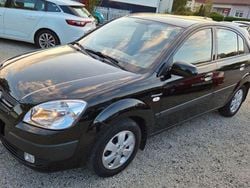 Schwarz Gebraucht 2009 Kia Rio Limousine | 4.990 € (Teuer)