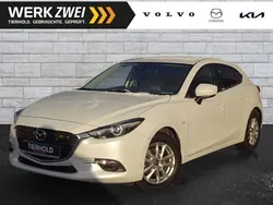 Weiß Gebraucht 2017 Mazda 3 Exclusive-Line Limousine | 15.900 € (Fairer Preis)