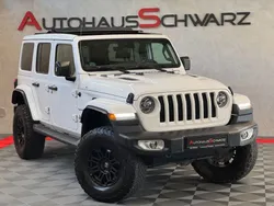 Weiß Gebraucht 2020 Jeep Wrangler Unlimited Sahara SUV | 46.490 € (Fairer Preis)