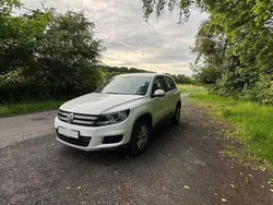 Weiß Gebraucht 2012 VW Tiguan SUV | 8.850 € (Fairer Preis)