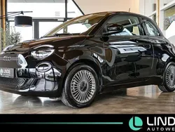 Colore esterno (onyx schwarz) Gebraucht 2021 Fiat 500e Icon Limousine | 20.900 € (Teuer)