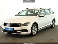 Weiß Gebraucht 2022 VW Passat Kombi | 17.590 € (Guter Preis)