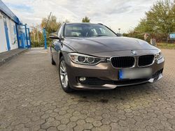 Grau Gebraucht 2015 BMW 320 Kombi | 12.850 € (Guter Preis)