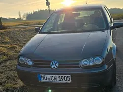 Grau Gebraucht 1998 VW Golf IV Basis Limousine | 1.200 € (Guter Preis)