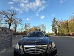 Schwarz Gebraucht 2011 Mercedes E220 Kombi | 5.500 € (Superpreis)