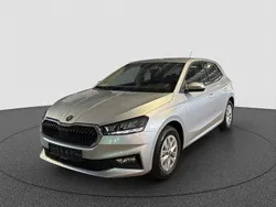 Silber Gebraucht 2025 Skoda Fabia Selection Limousine | 24.490 € (Etwas zu teuer)