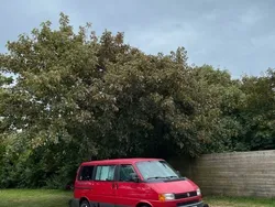 Rot Gebraucht 1995 VW T4 Van | 10.000 €