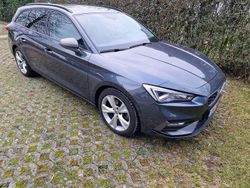 Grau Gebraucht 2020 Seat Leon FR Kombi | 16.500 € (Guter Preis)
