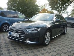 Grau Gebraucht 2023 Audi A4 Advanced Kombi | 33.000 € (Fairer Preis)