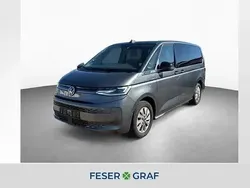 Indiumgrau metallic Gebraucht 2024 VW Multivan Van / Kleinbus | 53.840 € (Fairer Preis)