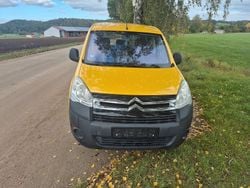 Gelb Gebraucht 2012 Citroën Berlingo Van / Kleinbus | 5.990 € (Guter Preis)