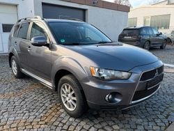 Grau Gebraucht 2011 Mitsubishi Outlander SUV | 5.700 € (Guter Preis)