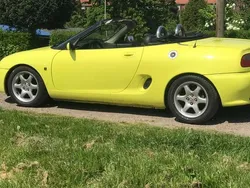 Gelb Gebraucht 1999 MG F Cabrio | 4.900 € (Superpreis)
