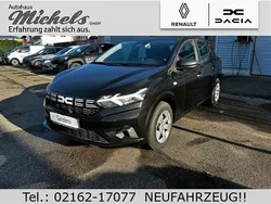 Schwarz Neu 2025 Dacia Sandero Essentiel Kleinwagen | 14.880 € (Fairer Preis)