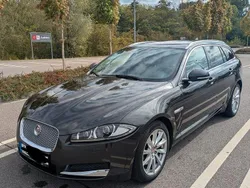 Grau Gebraucht 2015 Jaguar XF Sportbrake Kombi | 9.800 € (Fairer Preis)