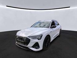 Gletscherweiß metallic Gebraucht 2022 Audi e-tron Black Edition SUV | 42.700 € (Fairer Preis)