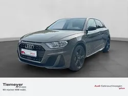 Chronosgrau metallic Gebraucht 2025 Audi A1 Sportback S-Line Kleinwagen | 25.590 € (Guter Preis)