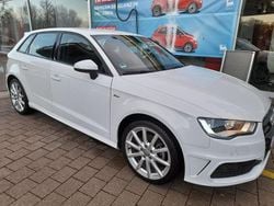 Weiß Gebraucht 2014 Audi A3 Ambiente Limousine | 11.000 € (Guter Preis)