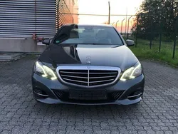 Grau Gebraucht 2014 Mercedes E400 Elegance Limousine | 19.500 €