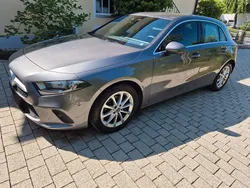 Grau Gebraucht 2020 Mercedes A180 Limousine | 22.000 € (Guter Preis)