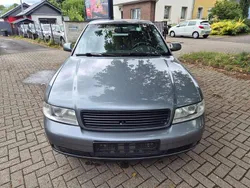 Grau Gebraucht 1999 Audi A4 Limousine | 3.500 € (Fairer Preis)