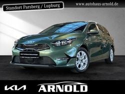 Grün Gebraucht 2024 Kia Ceed Kleinwagen | 21.840 € (Guter Preis)